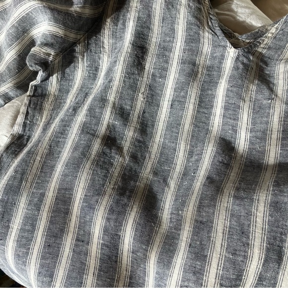 100% Linen Christian Soriano Blouse - Picture 5 of 8